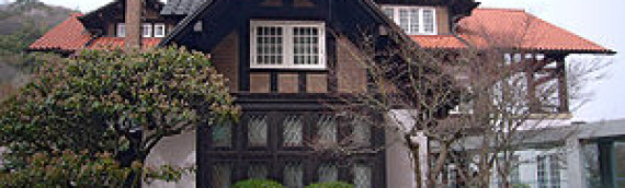 ウイスキーと美術館とウサギと：山崎