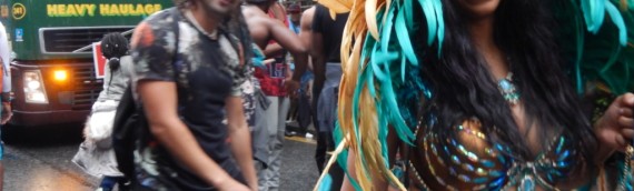 カーニヴァルの光と影：ノッティングヒル