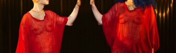 オペラの総合芸術性：フィリップ・グラスの「Aknatenイクナートン」